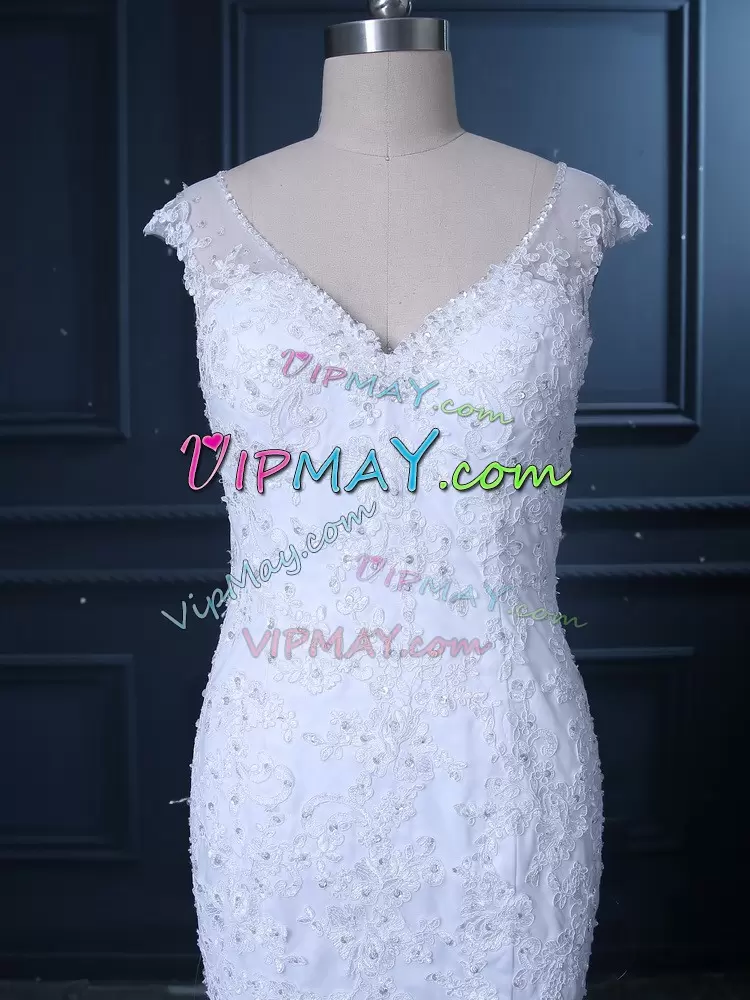 White V-neck Clasp Handle Beading and Lace Wedding Gown Brush Train Sleeveless