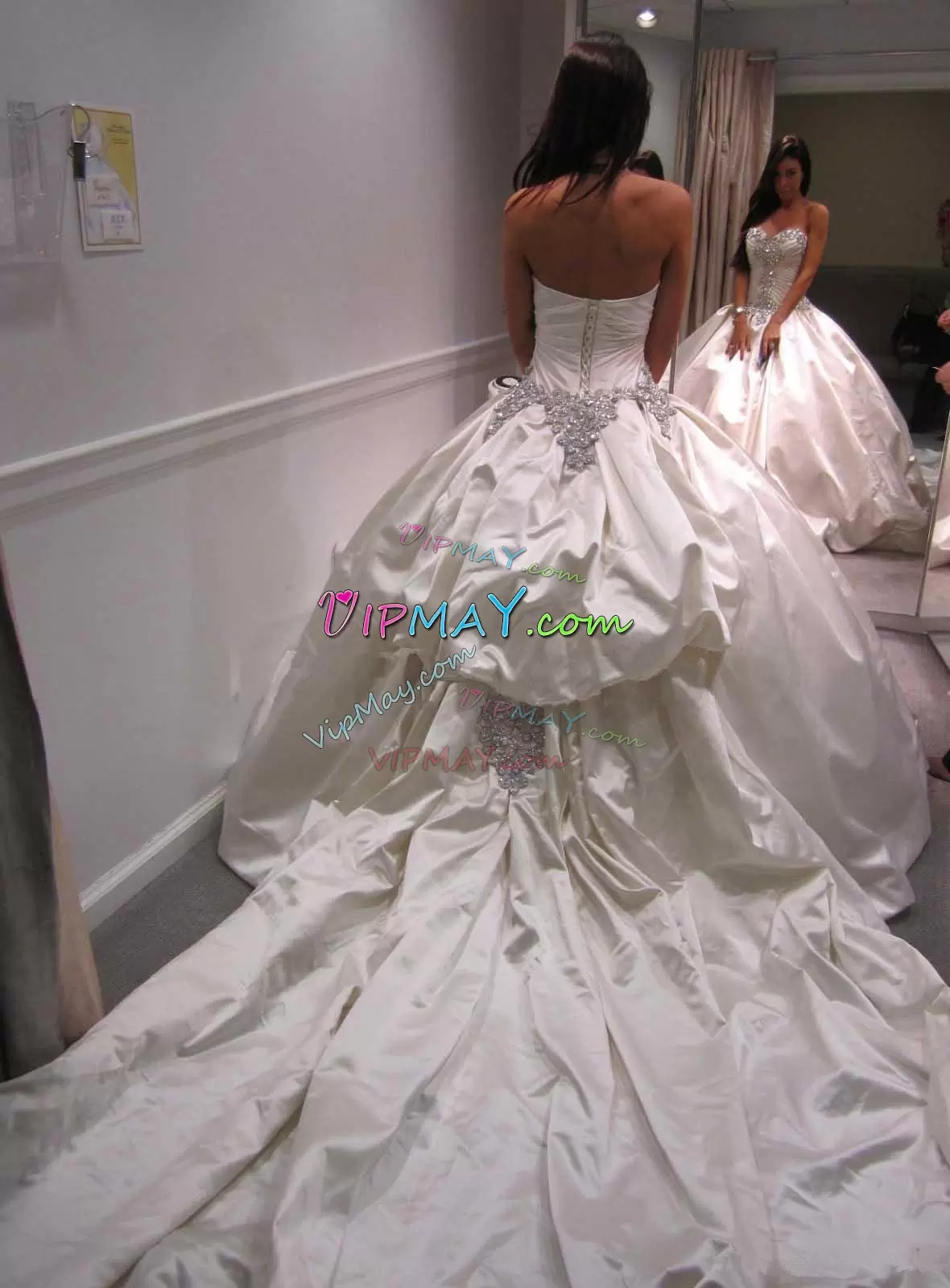 Flare With Train White Wedding Gowns Sweetheart Sleeveless Court Train Lace Up