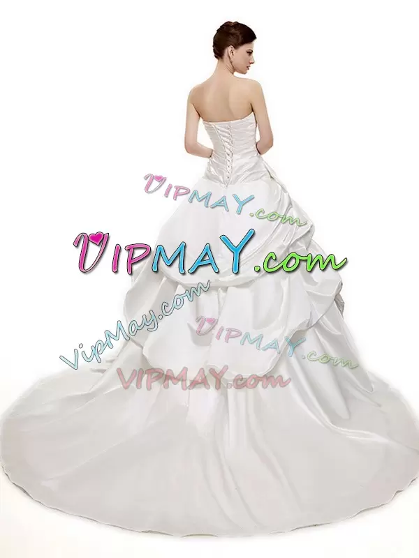 Elegant White Sleeveless With Train Beading and Pick Ups Lace Up Wedding Gowns Sweetheart