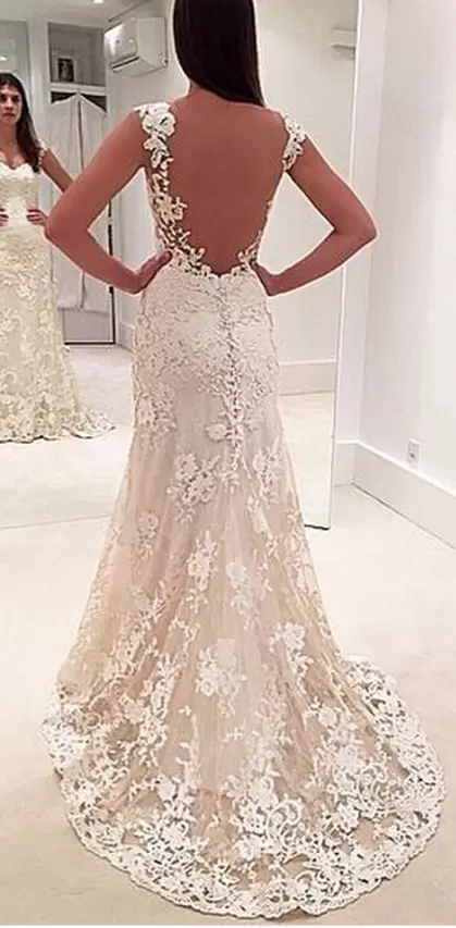 Sleeveless Lace Backless Wedding Dress with White Brush Train