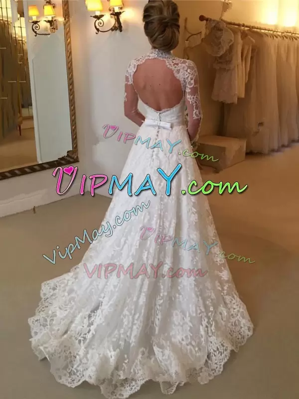 Exceptional White A-line High-neck Long Sleeves Tulle Backless Lace Wedding Dress