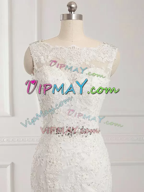 Colorful White Wedding Dress Scalloped Sleeveless Brush Train Backless