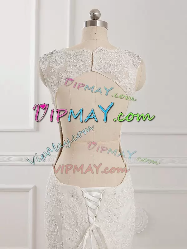 Colorful White Wedding Dress Scalloped Sleeveless Brush Train Backless