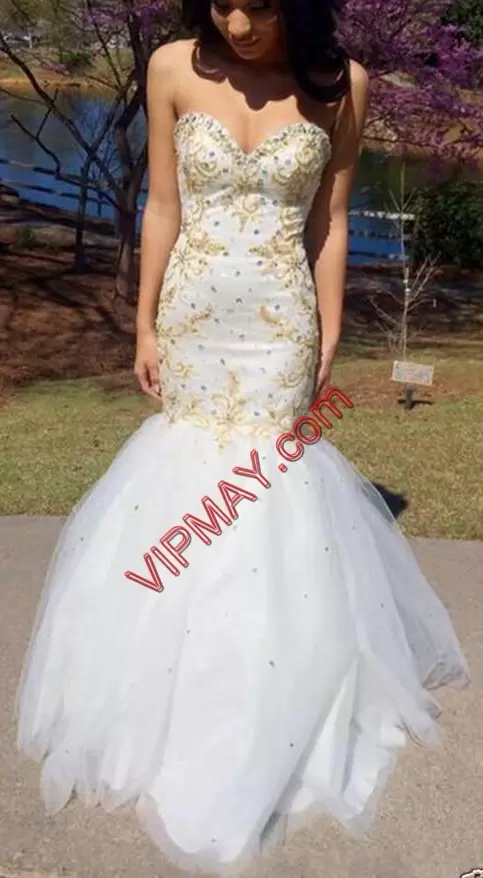 Exceptional White Celebrity Evening Dresses Prom and Party and Wedding Party with Beading and Embroidery Sweetheart Sleeveless Lace Up