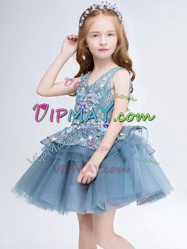 Amazing V-neck Sleeveless Lace Up Girls Pageant Dresses Grey Tulle Lace and Appliques