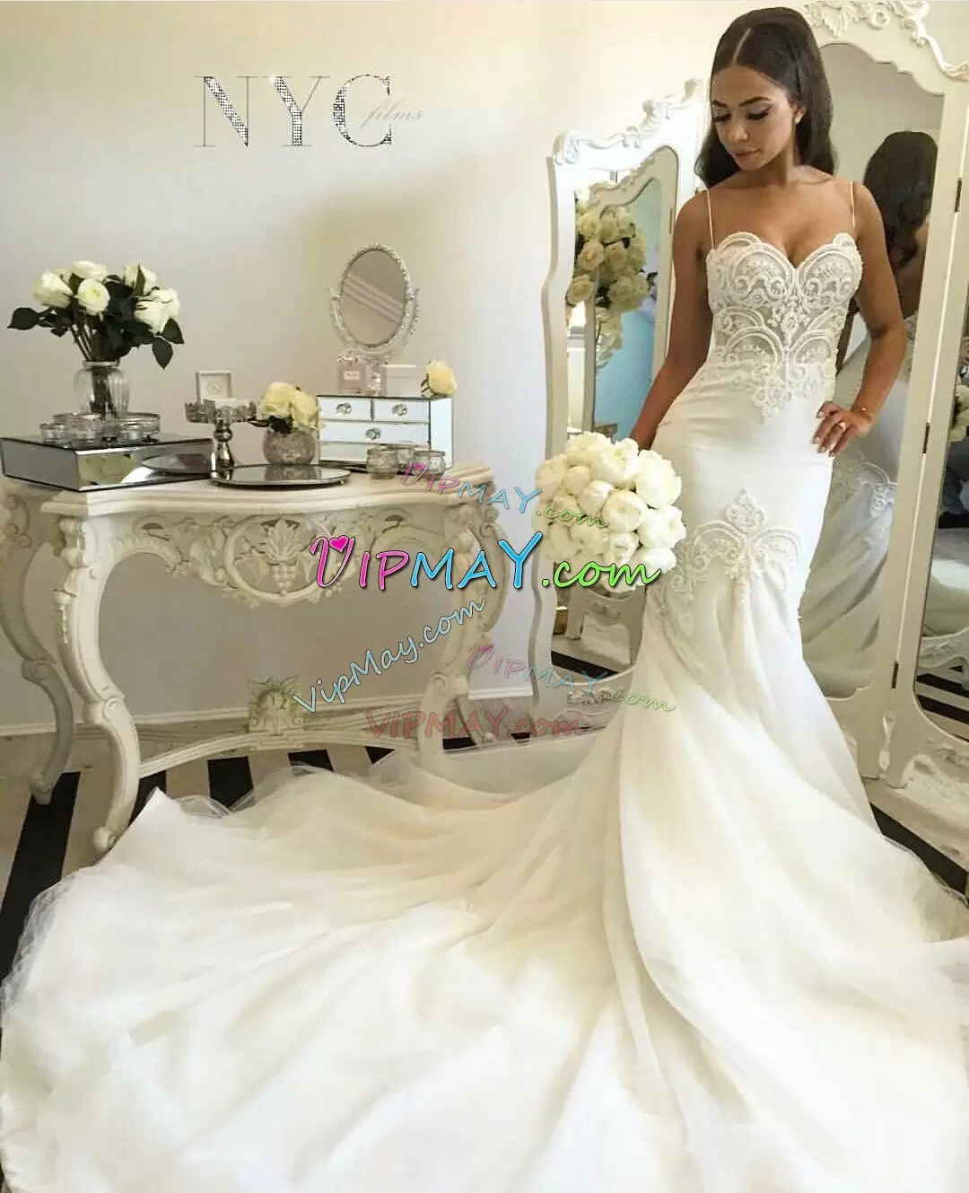 Fashion White Tulle Lace Up Wedding Dress Sleeveless Court Train Appliques