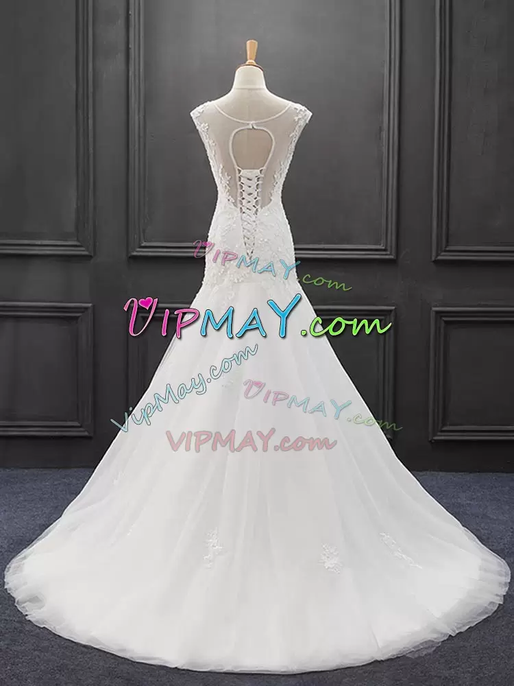 Delicate White Wedding Dresses Scoop Sleeveless Brush Train Lace Up