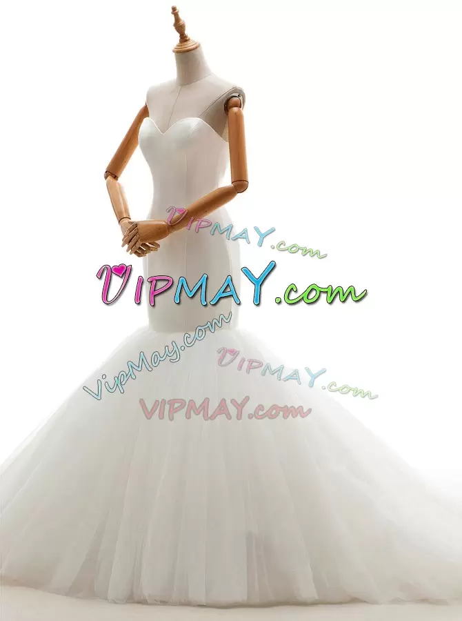 With Train White Wedding Dress Sweetheart Sleeveless Brush Train Lace Up