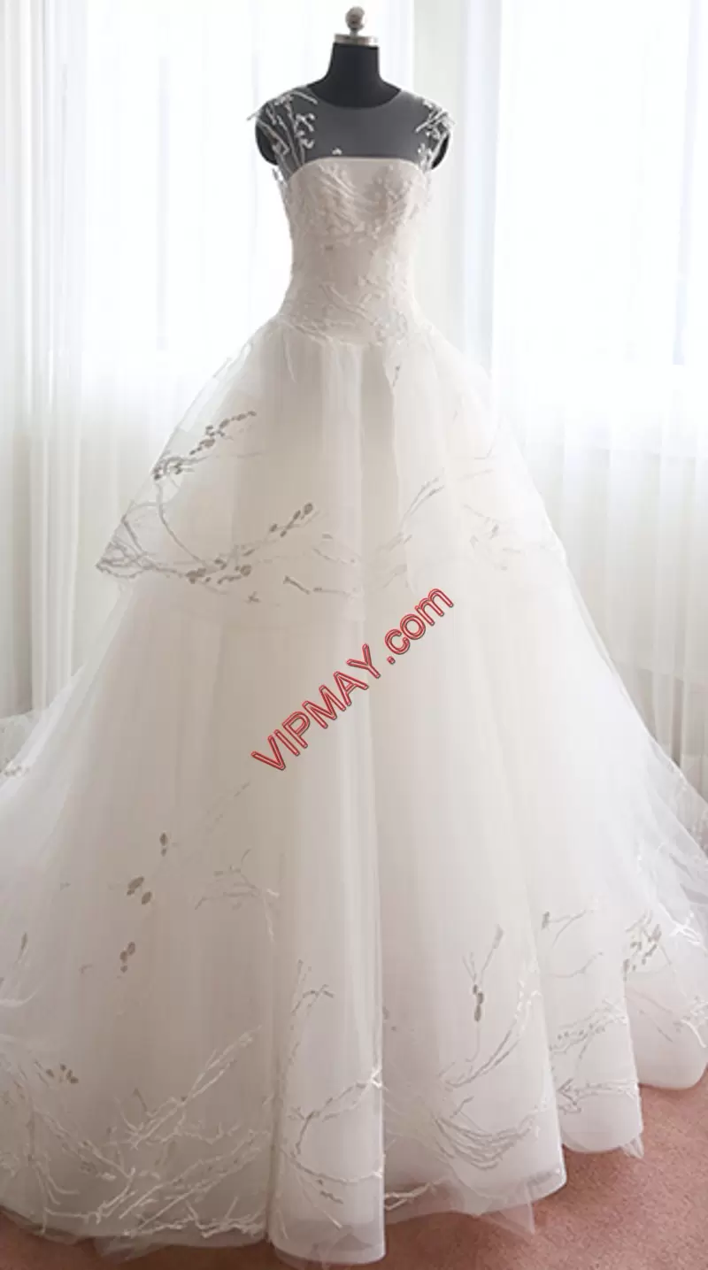 Scoop Sleeveless Wedding Dress Court Train Embroidery White Tulle