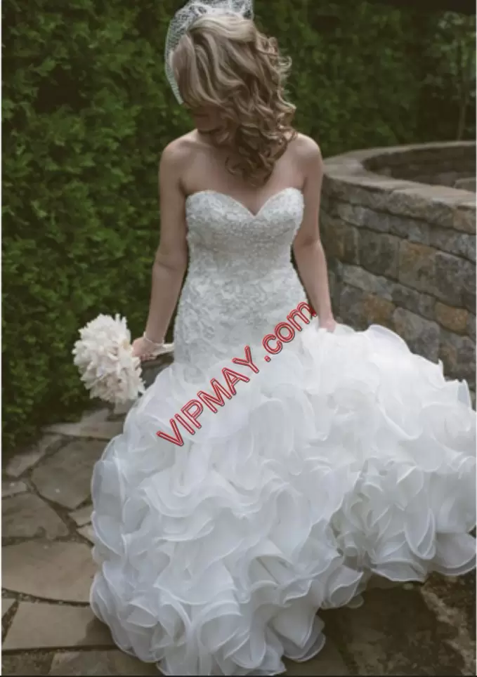 Sleeveless Organza With Brush Train Clasp Handle Wedding Dresses in White with Beading and Ruffles