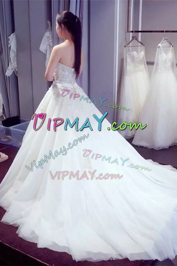 Beauteous Sleeveless Tulle Court Train Lace Up Red Carpet Gowns in White with Appliques and Belt