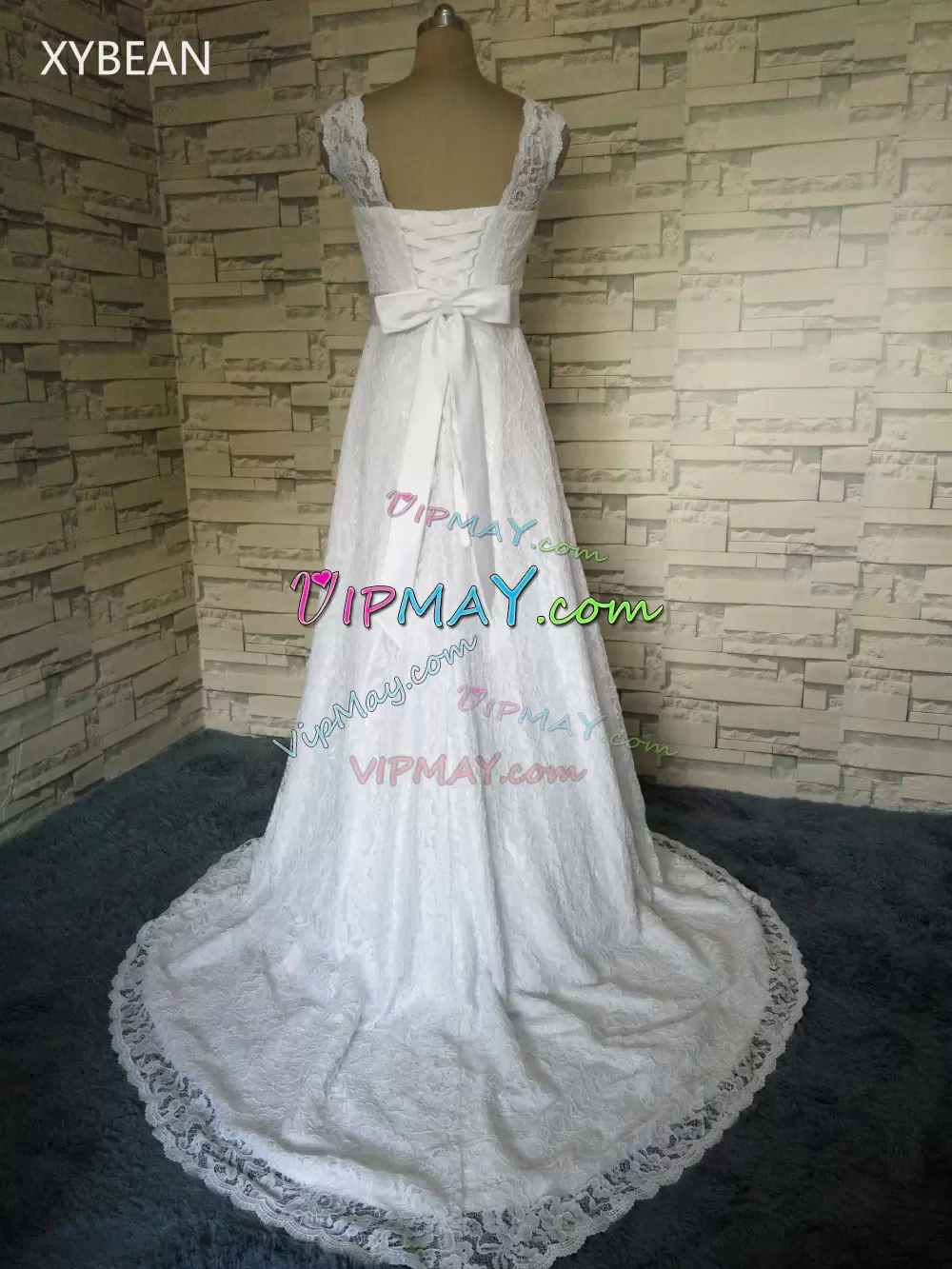 White Column/Sheath Lace Scoop Sleeveless Lace Lace Up Wedding Dresses Brush Train