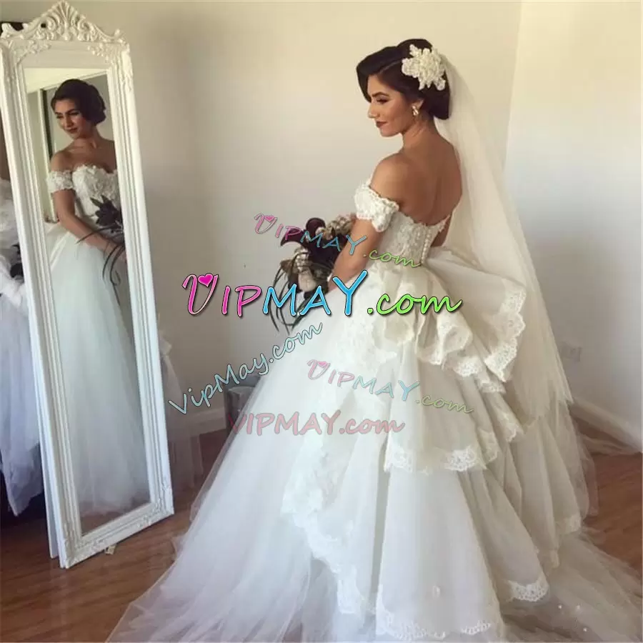 Customized White Sleeveless Floor Length Appliques and Ruffles Lace Up Bridal Gown Sweetheart