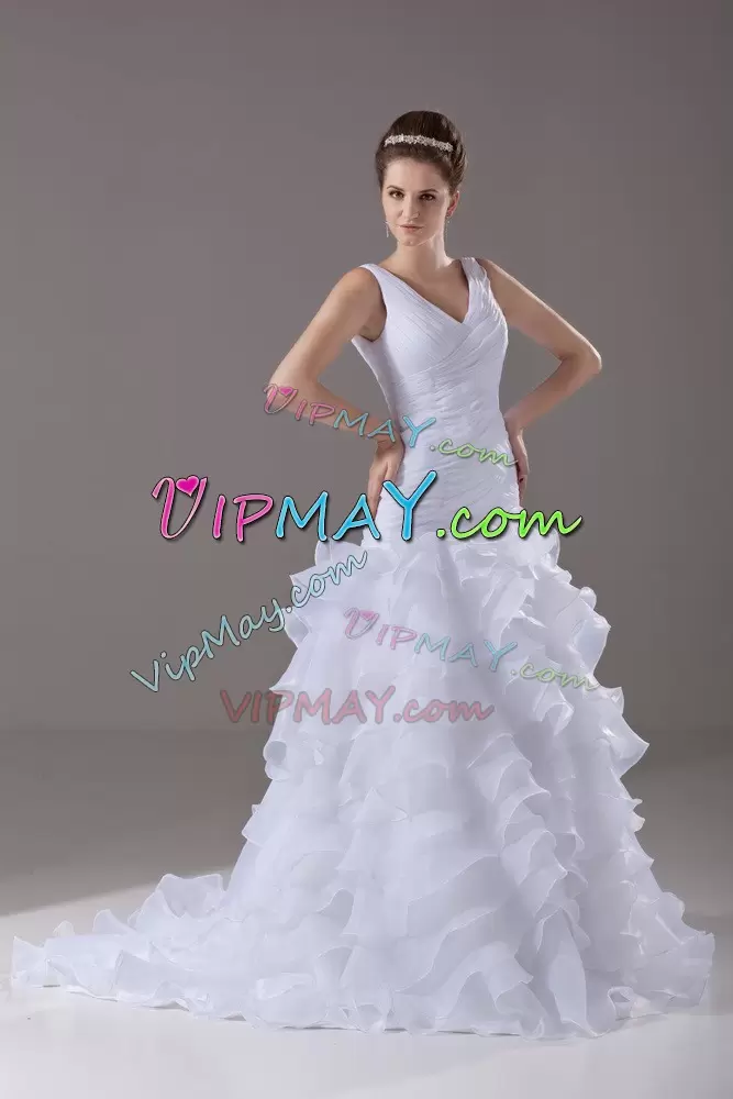 Fashion Sleeveless V-neck Brush Train Lace Up Ruffled Layers Bridal Gown V-neck