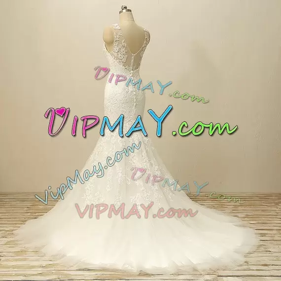 Clearance Scoop Sleeveless Wedding Dress With Train Sweep Train Appliques White Tulle
