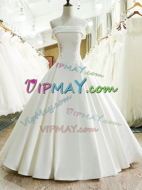 White Satin Lace Up Wedding Dress Sleeveless Floor Length Appliques