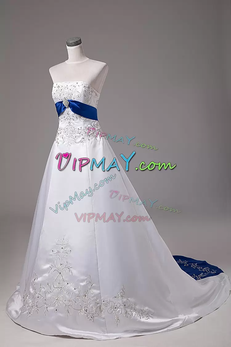 Ball Gowns Sleeveless White Wedding Dress Brush Train Lace Up