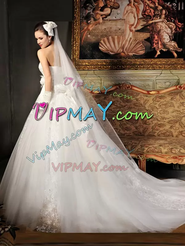 Strapless Sleeveless Tulle Wedding Dresses Beading and Lace Lace Up