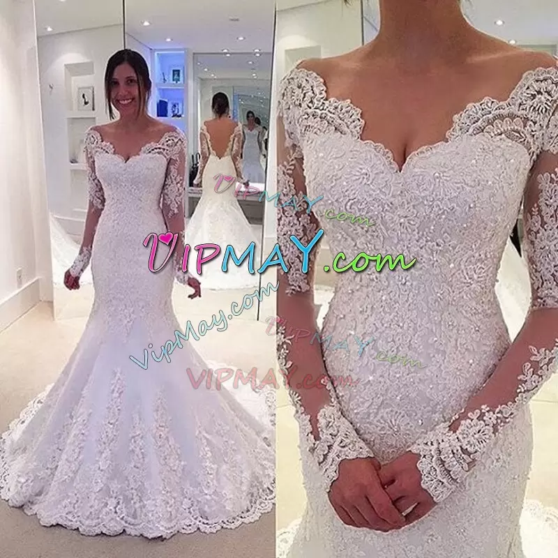 Custom Fit White V-neck Backless Lace and Appliques Red Carpet Prom Dress Brush Train Long Sleeves