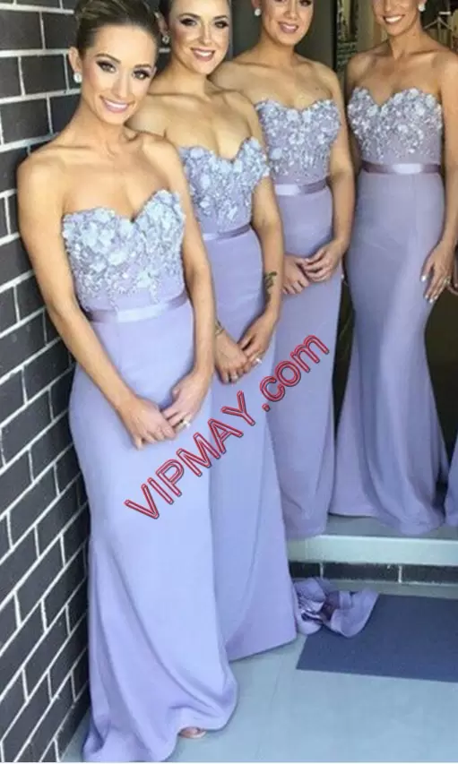 Popular Elastic Woven Satin Sweetheart Sleeveless Sweep Train Lace Up Belt and Hand Made Flower Bridesmaid Dresses in Lavender