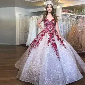 Cheap Princess Gold Sparkly Sexy Burgundy Lace Sequined Quinceanera Dress Sweetheart Beaded Sweet 16 Dress