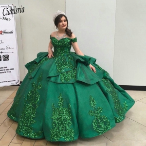 Green Off The Shoulder Short Sleeve Quinceanera Dress Sequined Appliques Tiered Skirt