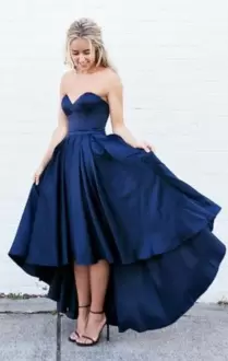 V-neck Sleeveless Zipper Dress for Prom Navy Blue Satin Ruching