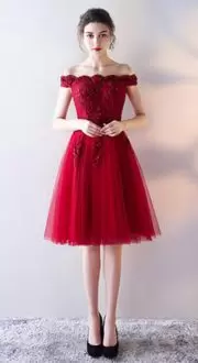 Custom Fit Wine Red A-line Off The Shoulder Sleeveless Tulle Knee Length Lace Up Lace Evening Dress