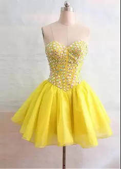 Vintage Yellow Sweetheart Lace Up Beading Prom Gown Sleeveless