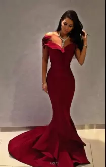 Modern Red Homecoming Dress Online Prom and Party with Ruching Off The Shoulder Sleeveless Sweep Train Lace Up