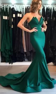 Deluxe Green V-neck Neckline Ruching Homecoming Dress Sleeveless Lace Up
