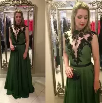 High-neck Sheer Deep-v emerald Green Chiffon Homecoming Dress