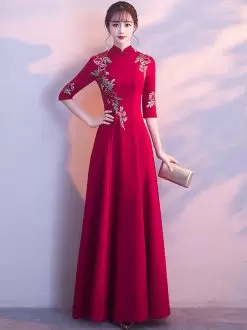 Noble Red A-line Embroidery Prom Dresses Zipper Satin Half Sleeves Floor Length