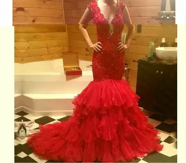 Inexpensive Red Tulle Backless Prom Dress Sleeveless Sweep Train Beading and Lace