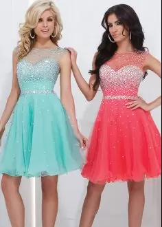 Deluxe Tulle Sleeveless Mini Length Prom Dresses and Beading