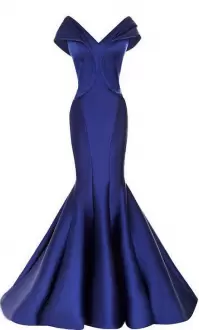 Off The Shoulder Sleeveless Zipper Dress for Prom Royal Blue Satin Ruffles