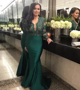 V-neck Long Sleeves Sweep Train Zipper Appliques Prom Dresses in Green