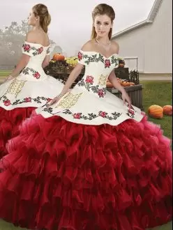 Western Style Embroidered Off The Shoulder Ruffled Layers Quinceanera Gown Wine and Red