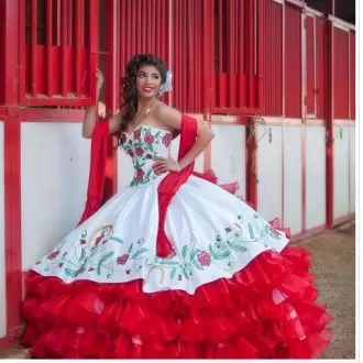 Super White And Red Mexico Themed Quinceanera Dress Sweetheart with Embroidery