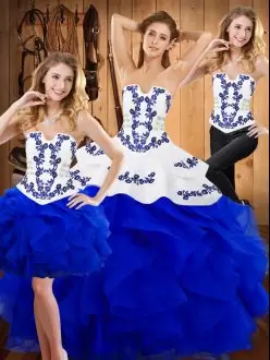 Inexpensive Strapless Sleeveless Satin and Organza Sweet 16 Dresses Embroidery and Ruffles Lace Up