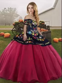 Top Selling Red And Black Quinceanera Dress Military Ball and Sweet 16 and Quinceanera with Embroidery Off The Shoulder Sleeveless Lace Up