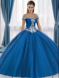 Smart Off The Shoulder Sleeveless Tulle Quince Ball Gowns Appliques Lace Up