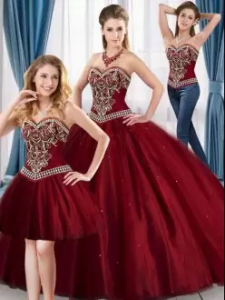 Wine Red Ball Gowns Beading and Embroidery Vestidos de Quinceanera Lace Up Tulle Sleeveless Floor Length