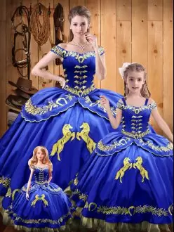 Enchanting Sleeveless Satin and Organza Floor Length Lace Up Vestidos de Quinceanera in Royal Blue with Beading and Embroidery