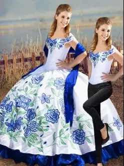 Glorious Sleeveless Satin Floor Length Lace Up Quinceanera Dresses in Blue And White with Embroidery