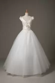 Captivating White Ball Gowns Tulle V-neck Short Sleeves Beading and Appliques and Bowknot Floor Length Lace Up Bridal Gown