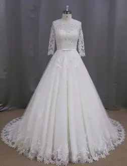 Elegant White A-line Tulle Scoop Long Sleeves Lace and Appliques Zipper Wedding Dresses Court Train