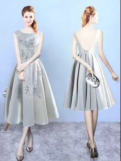 Silver Backless Bridesmaid Dresses Appliques Sleeveless Tea Length