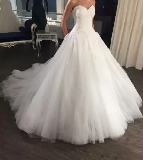 Sweet White Sleeveless Floor Length Lace Wedding Gown Sweetheart