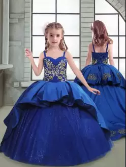 Luxurious Royal Blue Taffeta and Tulle Lace Up Little Girl Pageant Gowns Sleeveless Brush Train Embroidery